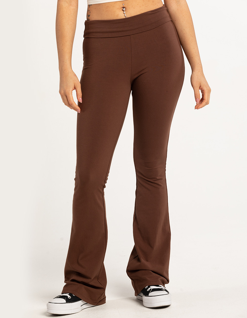 TILLYS Essential Womens Flare Leggings image number 1
