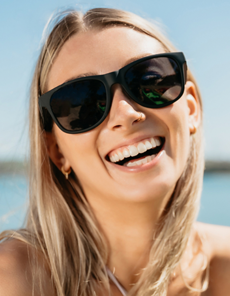 BLENDERS EYEWEAR M Class X2 Tide Storm Polarized Sunglasses image number 4