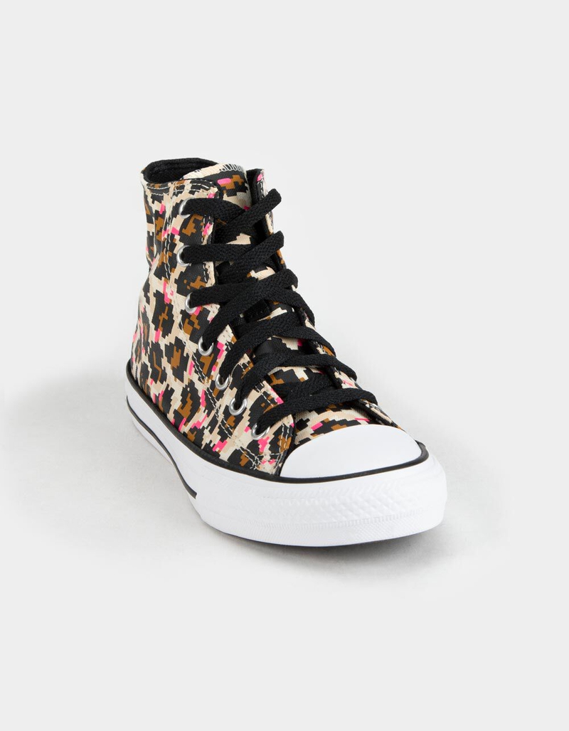 CONVERSE 8-Bit Chuck Taylor All Star Juniors Shoes image number 1