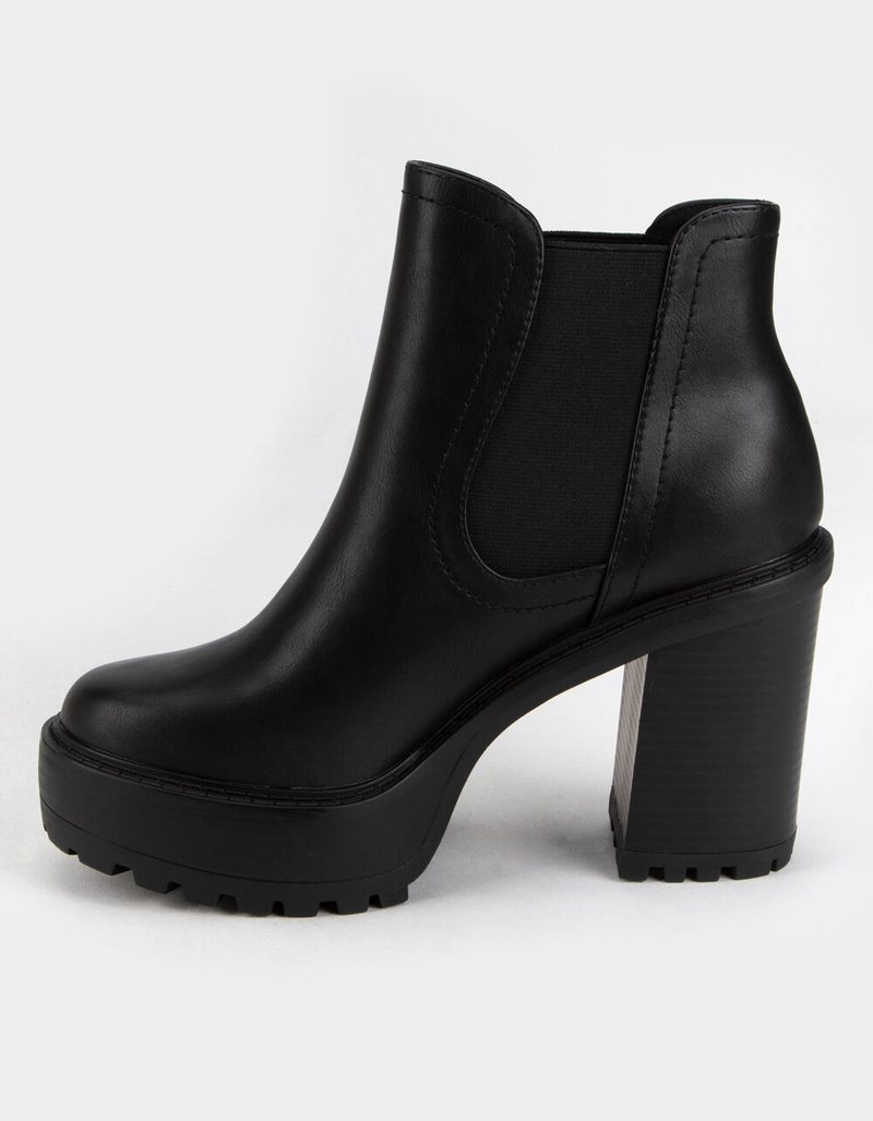 SODA Platform Womens Chelsea Boots image number 2