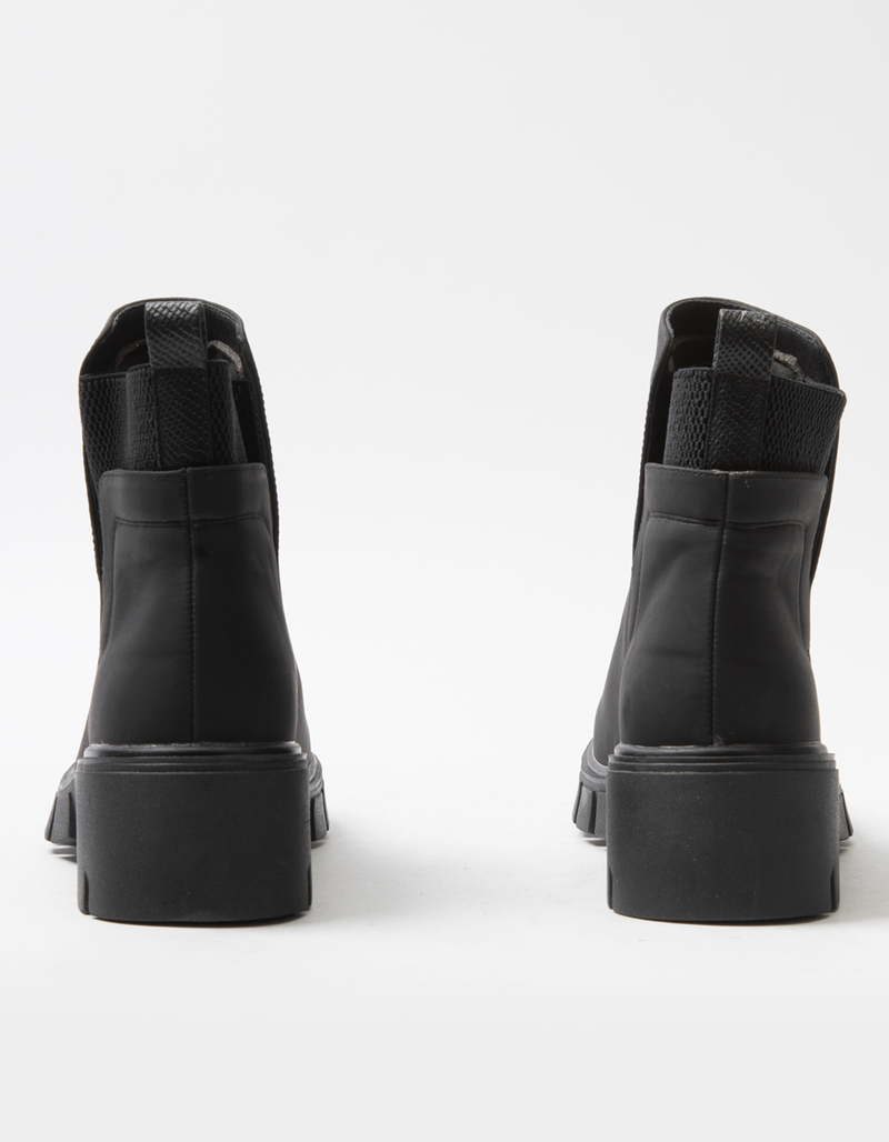 QUPID Chelsea Gore Womens Booties image number 3