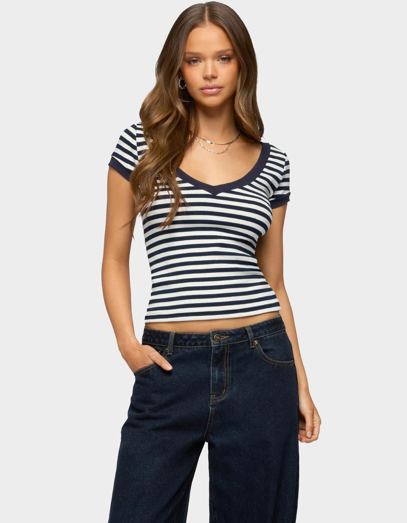 EDIKTED Antonela Striped V-Neck Tee image number 0