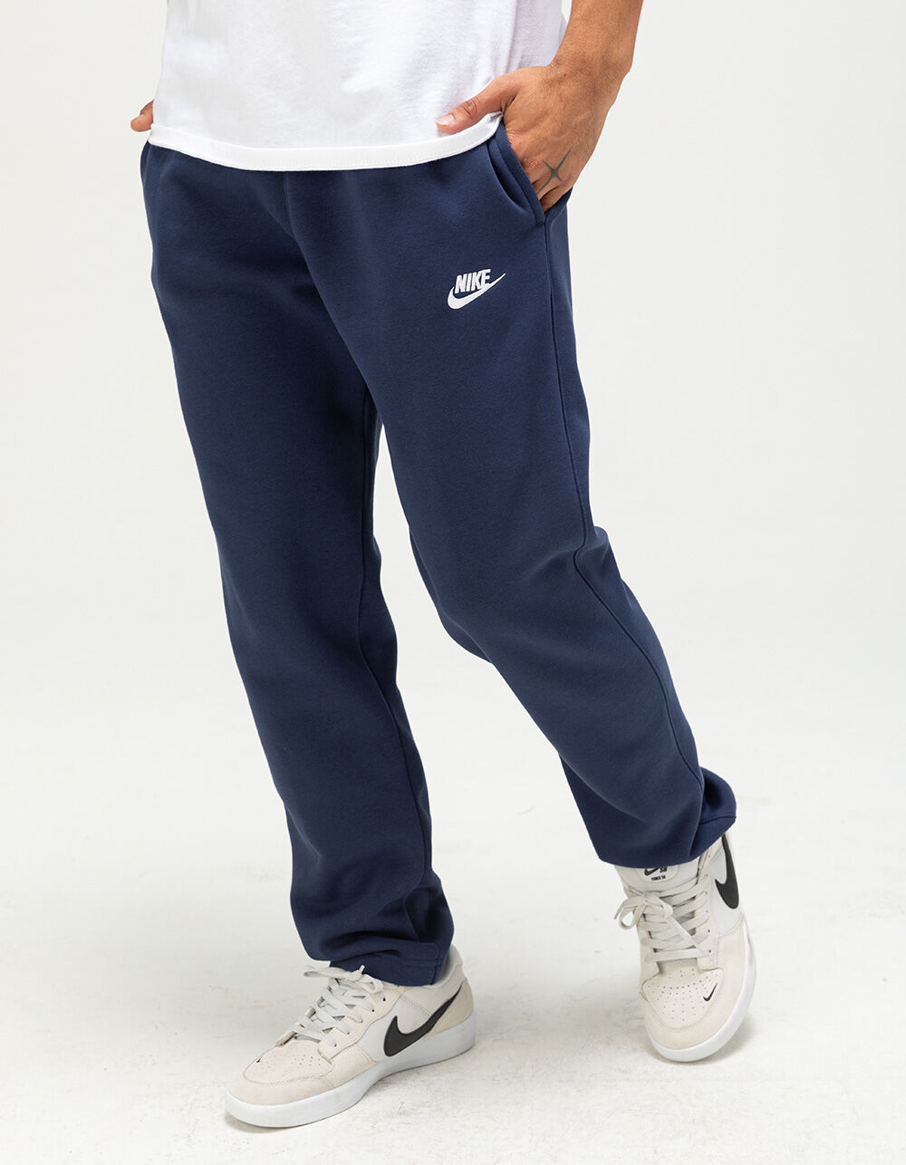 mens sweatpants joggers nike