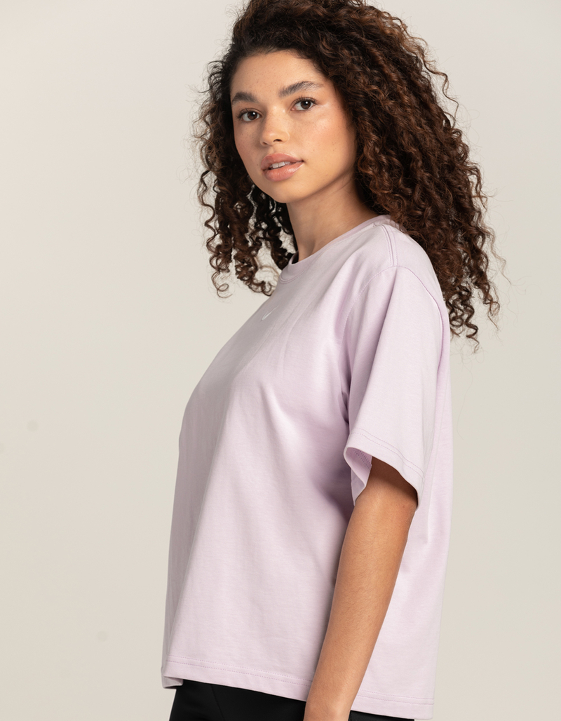 NIKE Sportswear Essentials Womens Boxy Tee image number 1