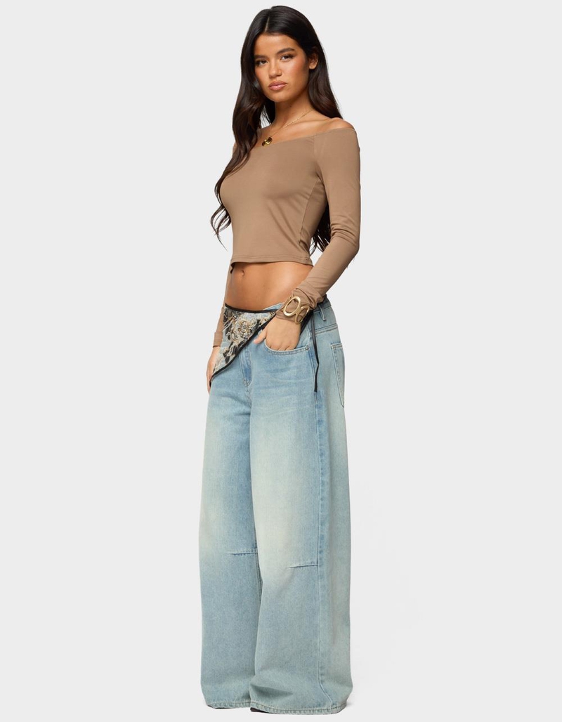 EDIKTED Tahlia Off Shoulder Top image number 3