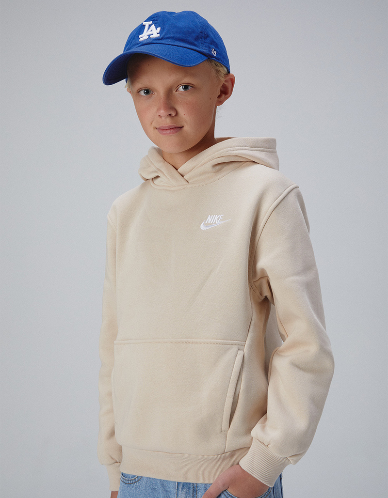 NIKE Sportswear Club Fleece Boys Hoodie SAND Tillys