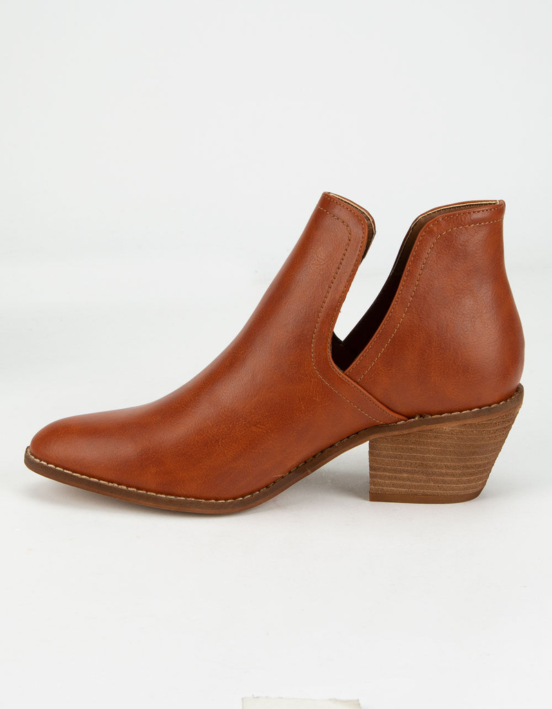 BEAST FASHION Chop Out Cognac Womens Booties image number 2