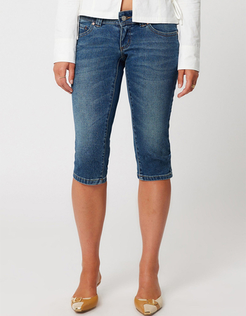 ABRAND Petra Womens Super Low Capri Jeans Alternative Image