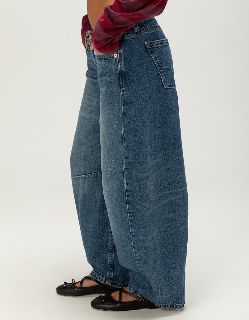 BDG Urban Outfitters Kayla Low Rise Cocoon Womens Jeans image number 3