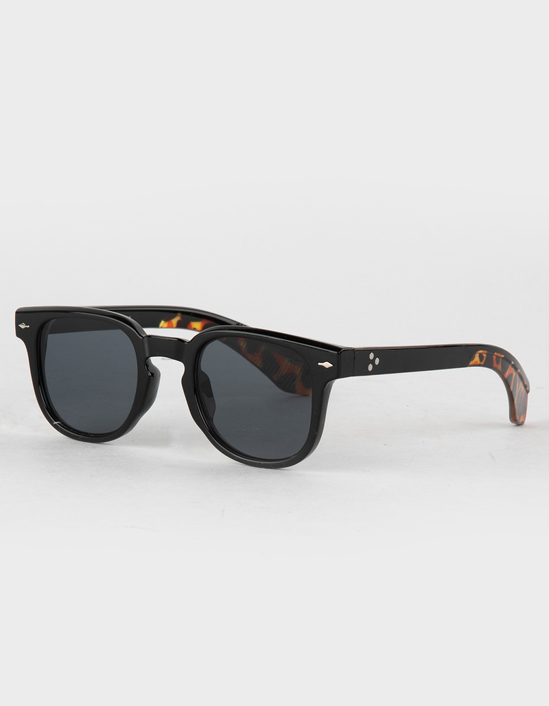 RSQ Roger Wayfarer Sunglasses image number 0