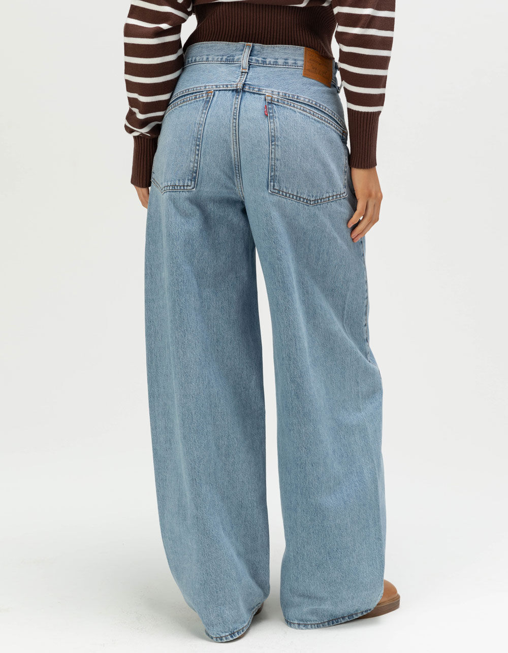 【Levi’s】SUPER BAGGY BARREL デニム Super Baggy Barrel Women's Jeans - Medium Wash | Levi's® US