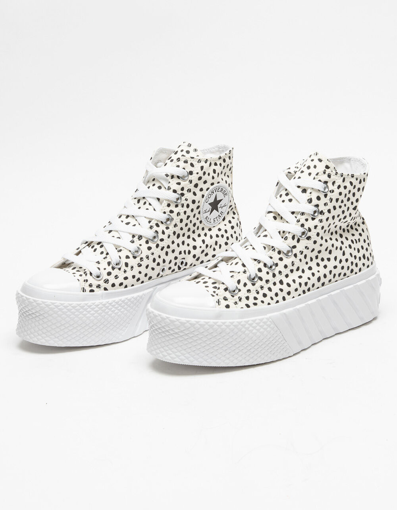 CONVERSE Welcome To The Wild 2x Platform Chuck Taylor All Star Womens Shoes image number 0