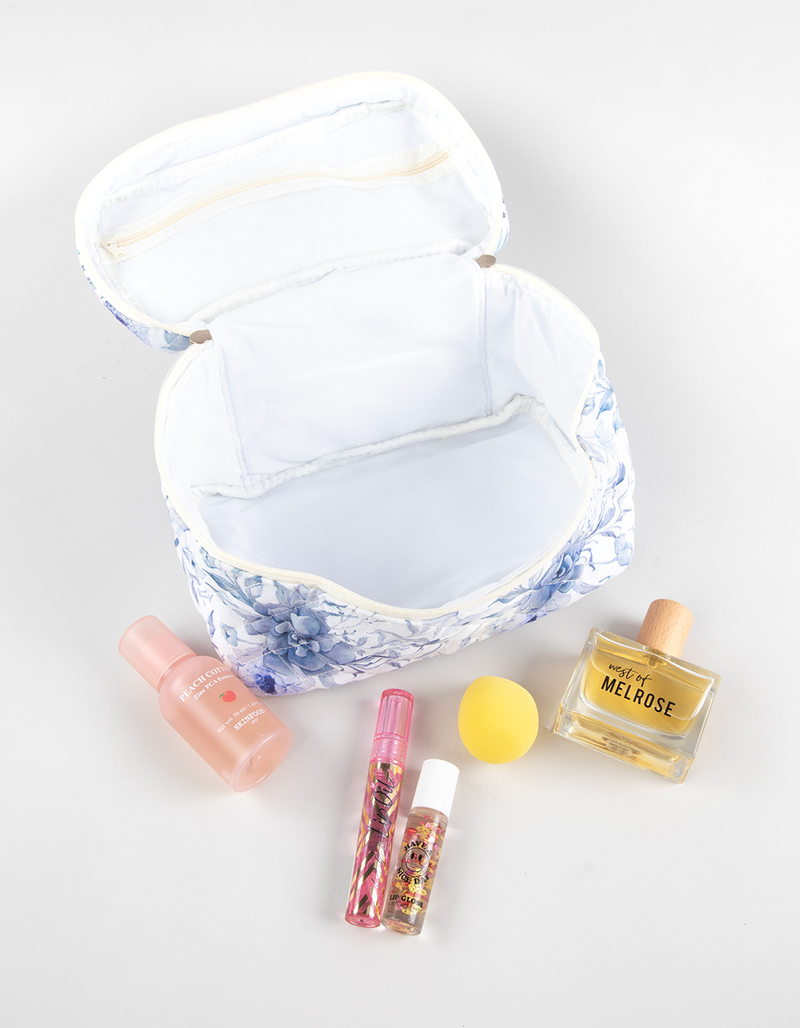 TILLYS Quilted Floral Cosmetic Bag image number 4