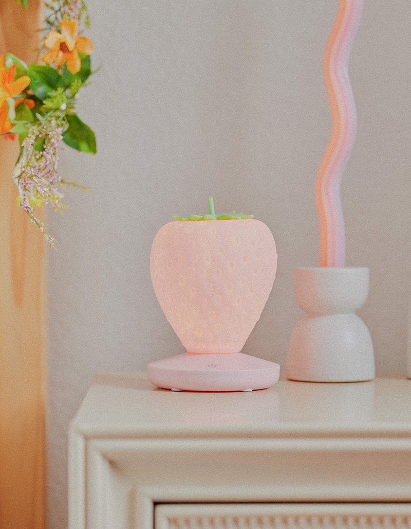 Glowing Strawberry Light image number 3