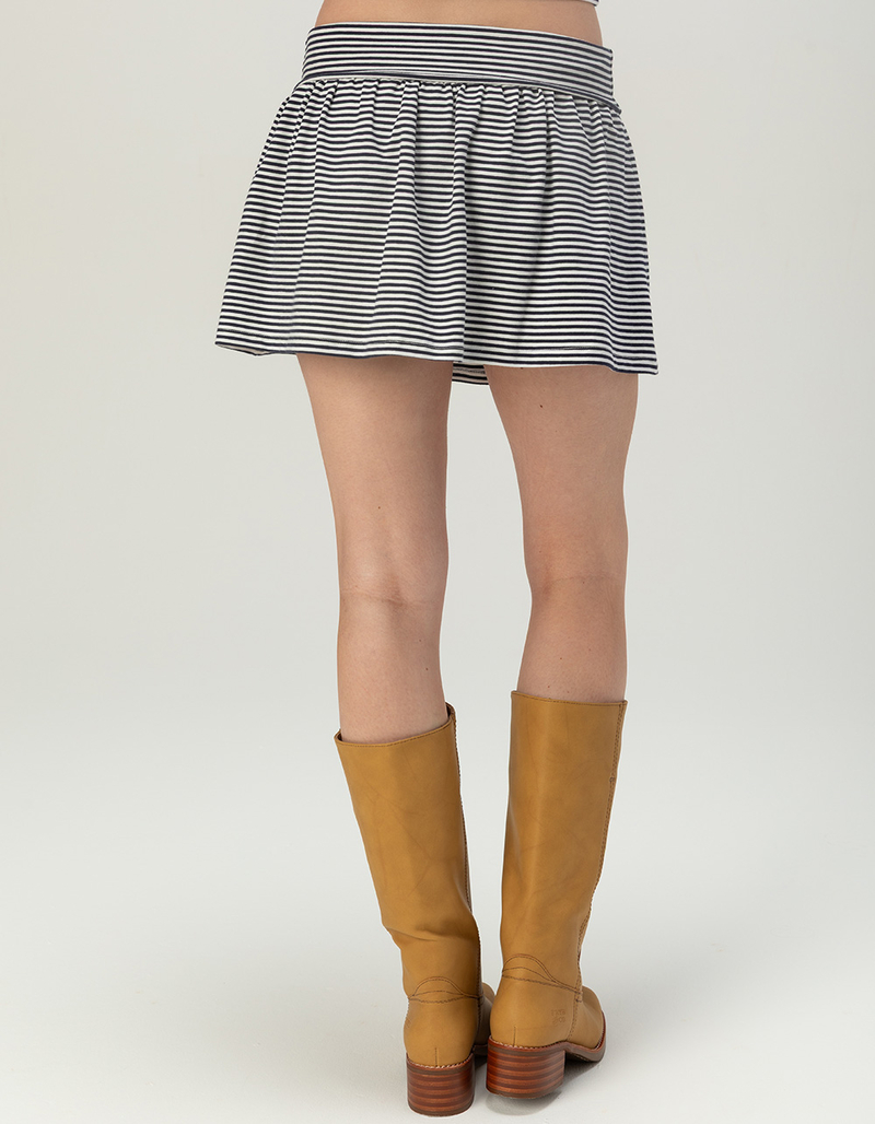 FULL TILT Womens Stripe Tiered Mini Skort image number 3