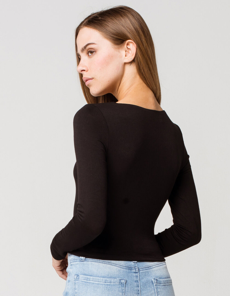 RSQ V-Neck Womens Black Tee image number 2