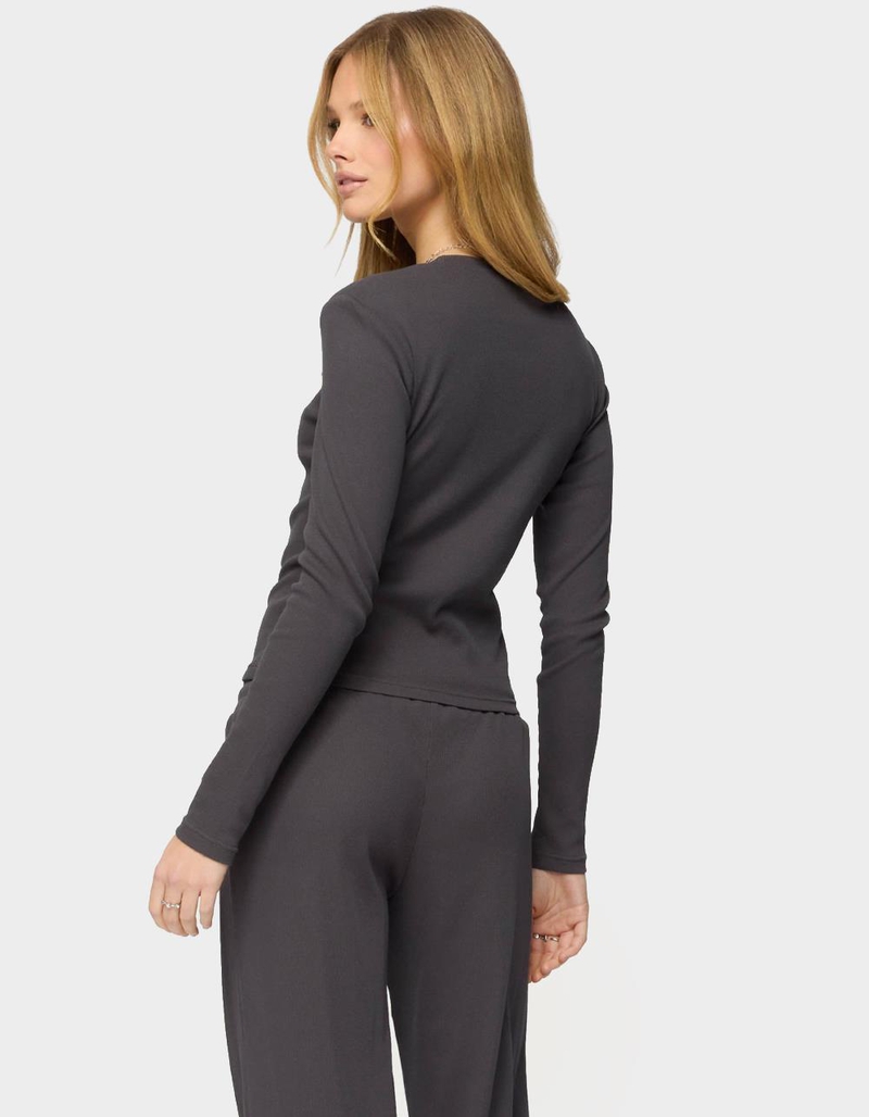 EDIKTED Cicilia Long Sleeve Ribbed Tee image number 2