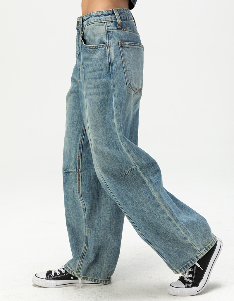 GUESS ORIGINALS Womens Tapered Baggy Jeans image number 2