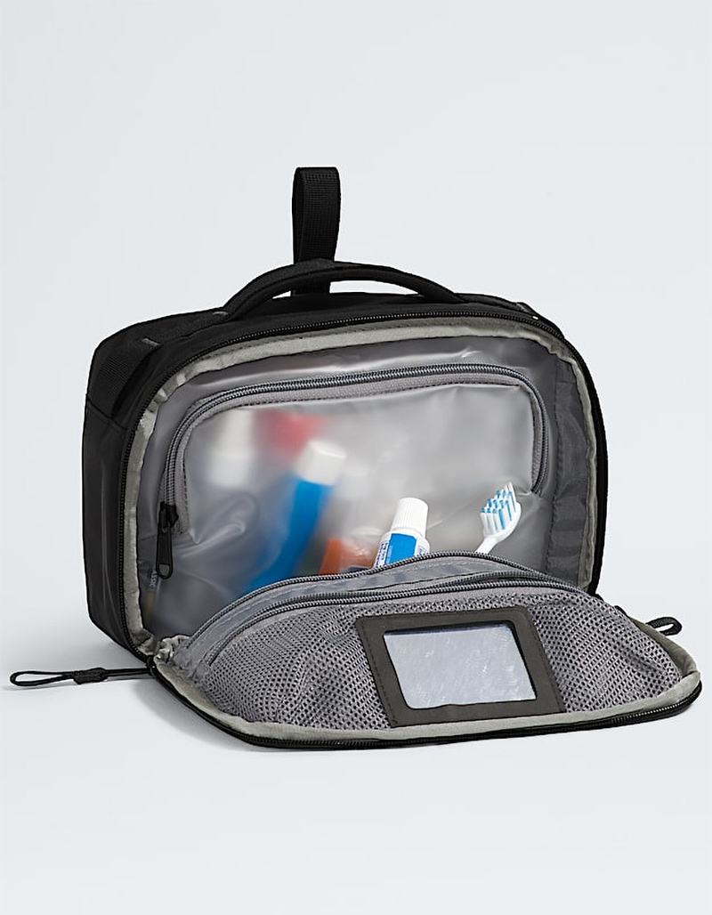 THE NORTH FACE Base Camp Voyager Toiletry Kit image number 1