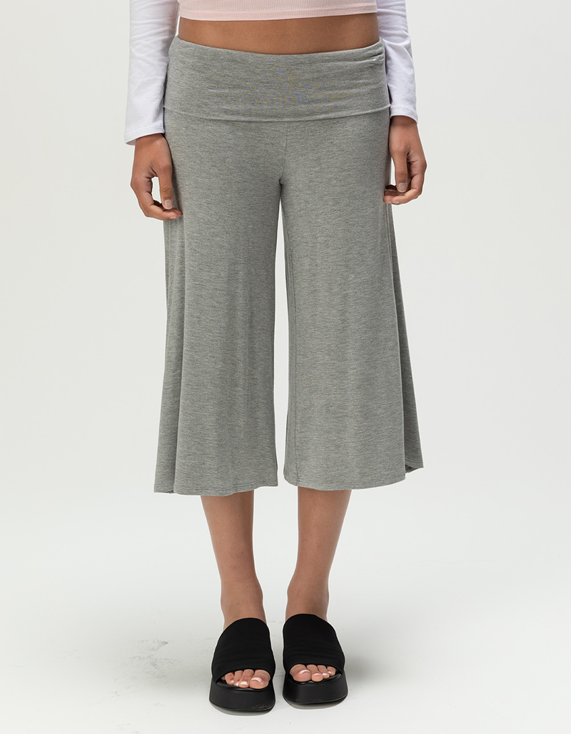 FULL TILT Womens Low Rise Gaucho Pants image number 1