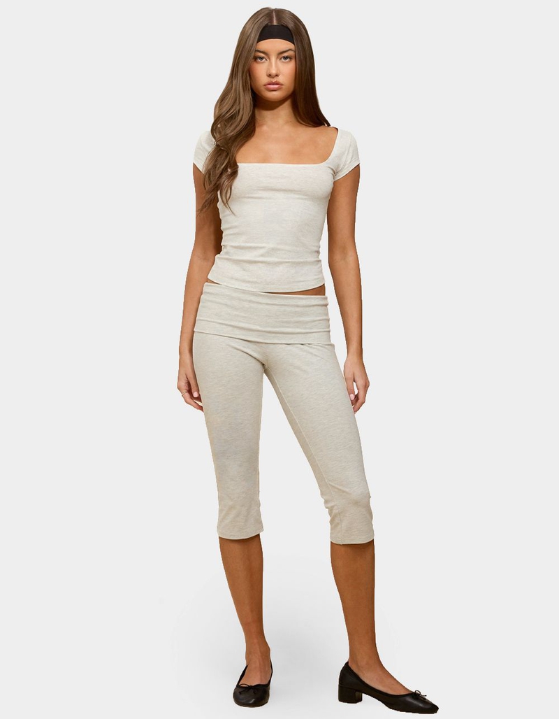 EDIKTED Esmarie Square Neck Tee image number 3