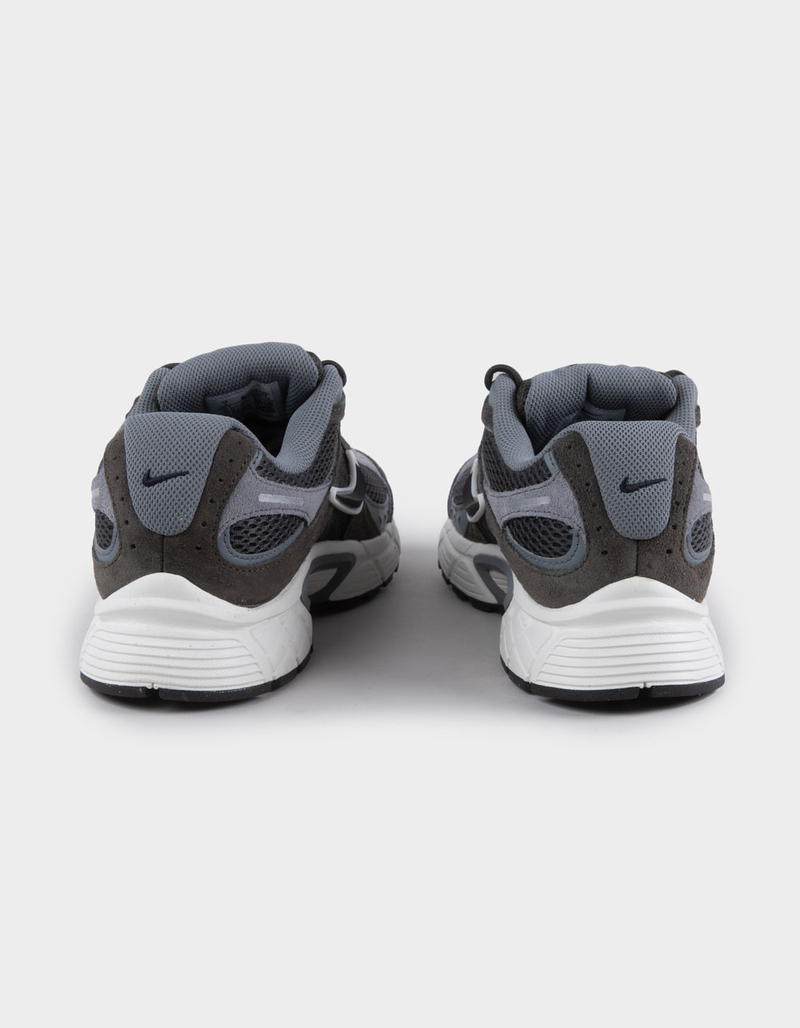NIKE V5 RNR Mens Shoes image number 3