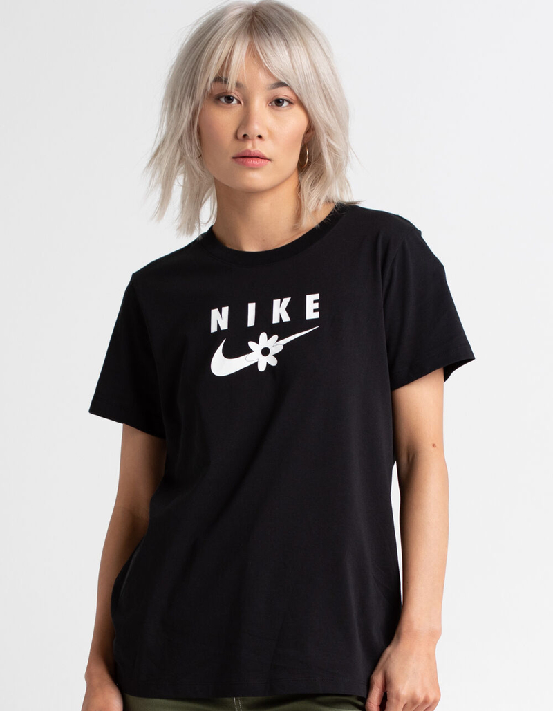 NIKE Sportswear Daisy Womens Tee image number 1