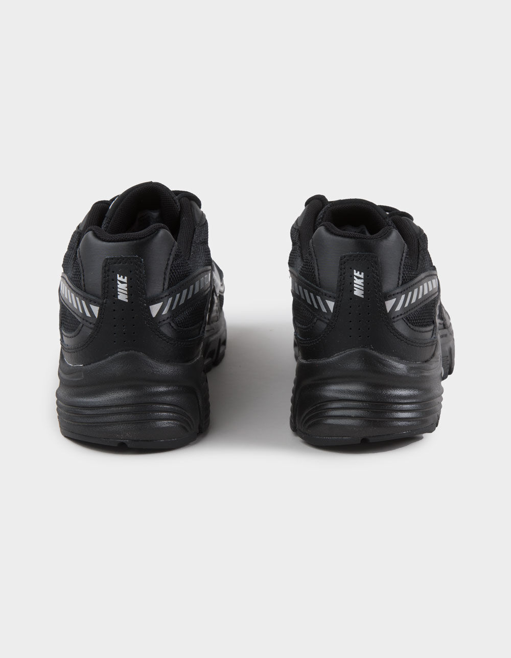 nike men's initiator running shoe stores