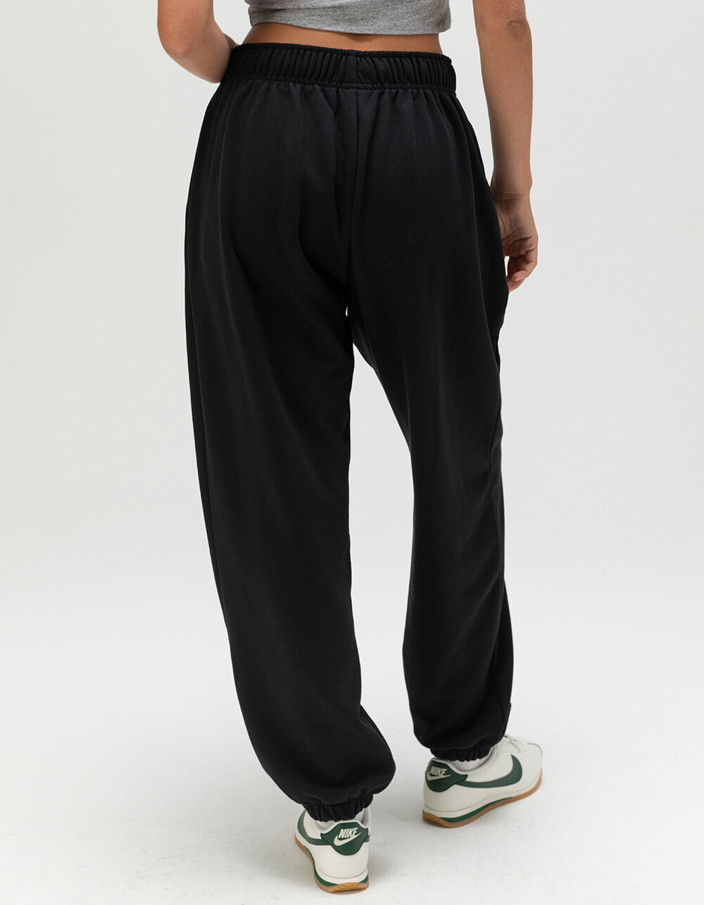 womens nike baggy sweatpants