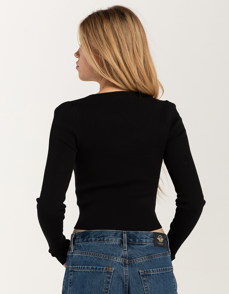 LOVE TREE Womens V-Neck Sweater image number 3