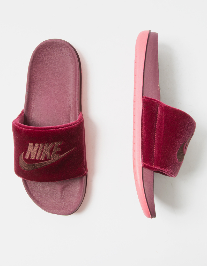 NIKE Offcourt Womens Velvet Slide Sandals image number 4