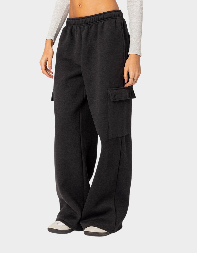 EDIKTED Wide Leg Cargo Sweatpants image number 2