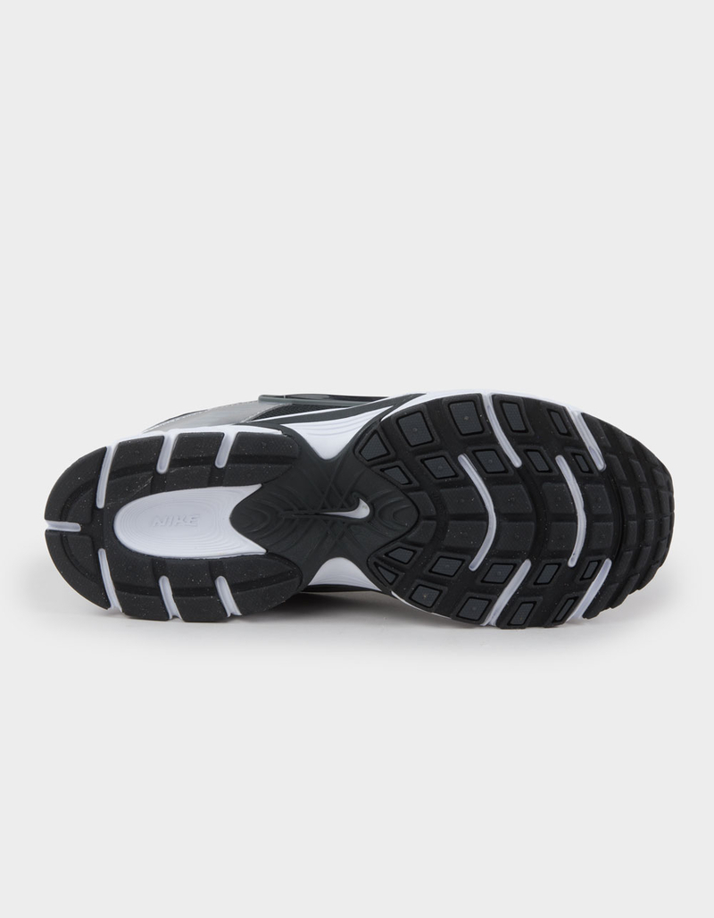 NIKE V5 RNR Mens Shoes image number 2