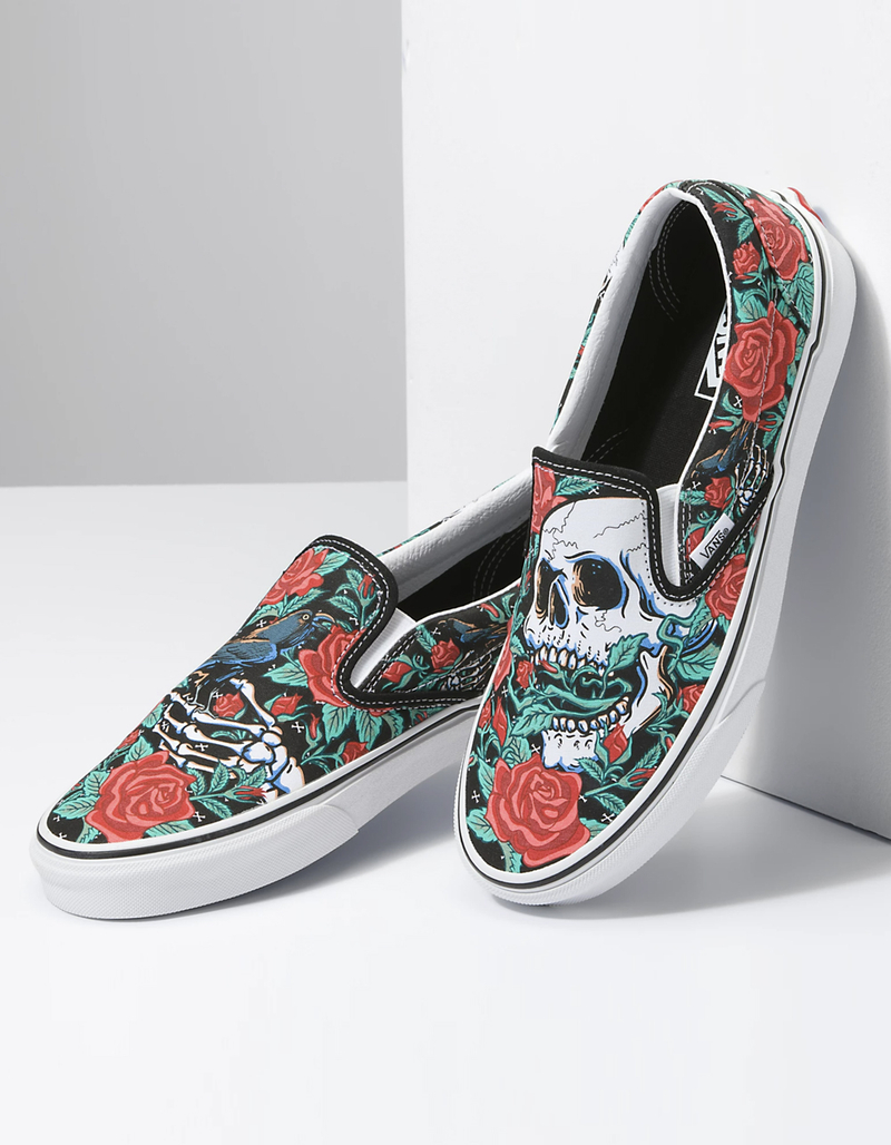 VANS Rose Skulls Classic Slip-On Shoes image number 3