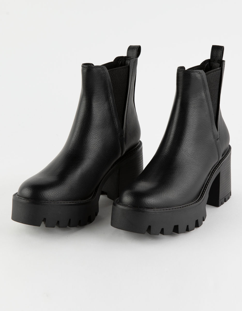 MIA Vito Lug Chelsea Womens Boots image number 0
