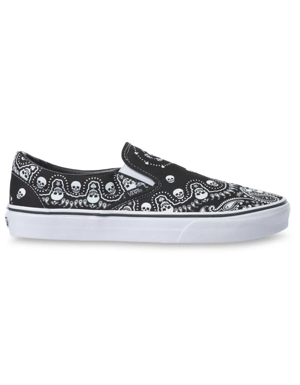 VANS Bandana Skull Classic Slip-On Shoes - BLACK/WHITE | Tillys