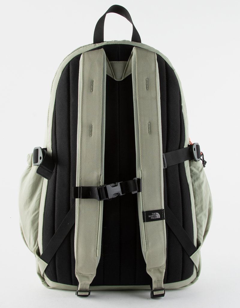 THE NORTH FACE Mountain Daypack Backpack image number 2