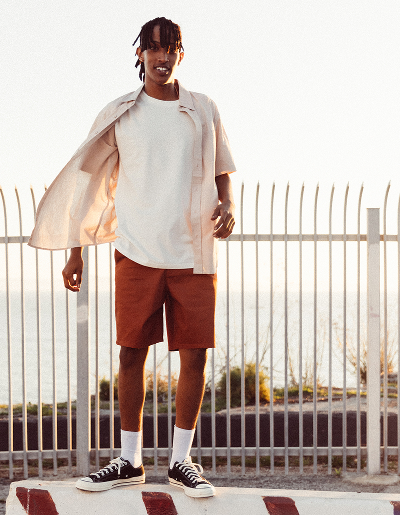 RSQ Mens Mid Length  9" Chino Shorts image number 4