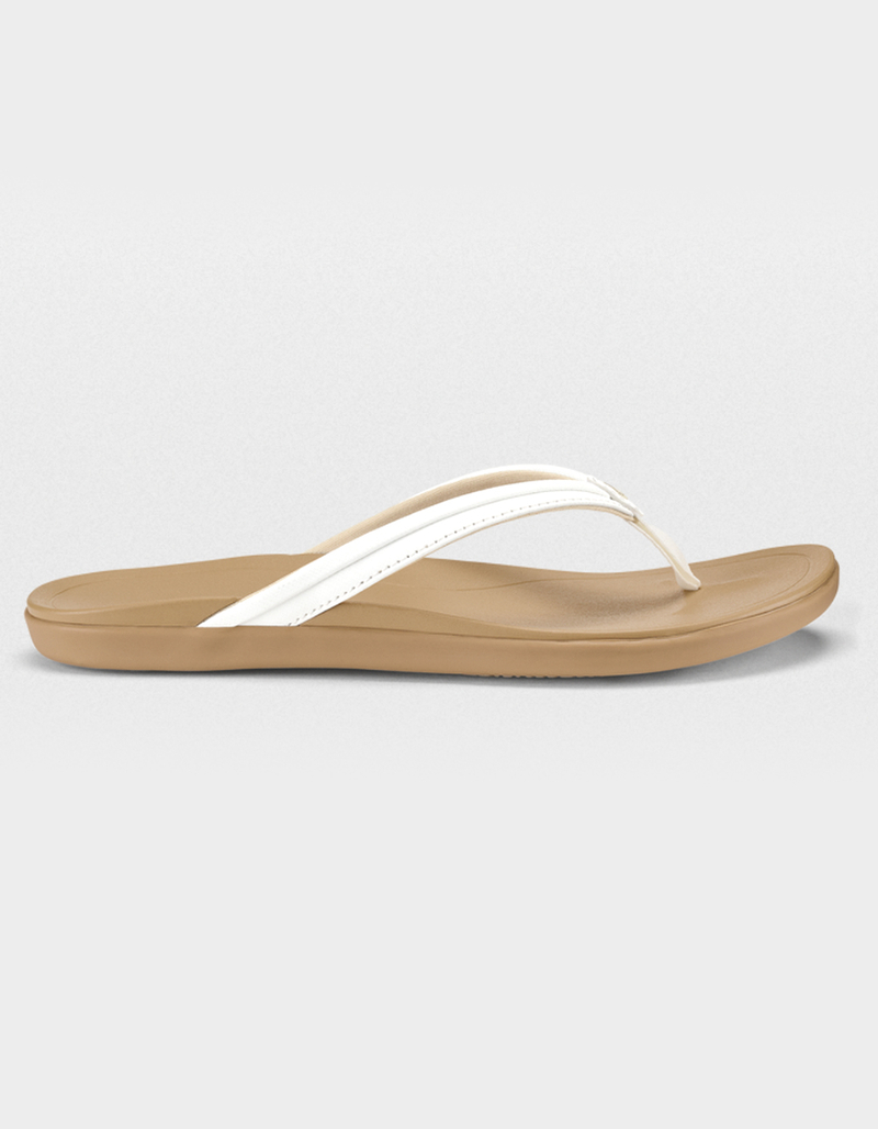 OLUKAI Ho&lsquo;ōpio Maluā Womens Flip Flops image number 0