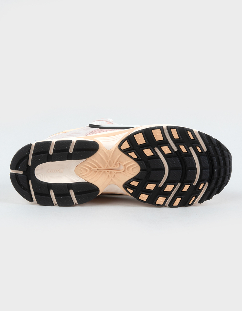 NIKE V5 RNR Womens Shoes image number 2
