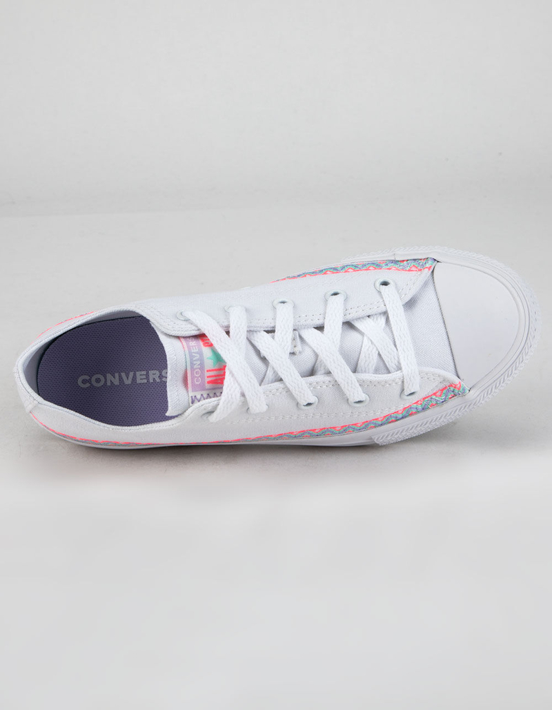 CONVERSE Friendship Bracelet Chuck Taylor All Star Girls Low Top Shoes image number 2