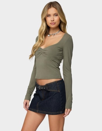 EDIKTED Zelly Deep V-Scoop Neck Top Alternative Image