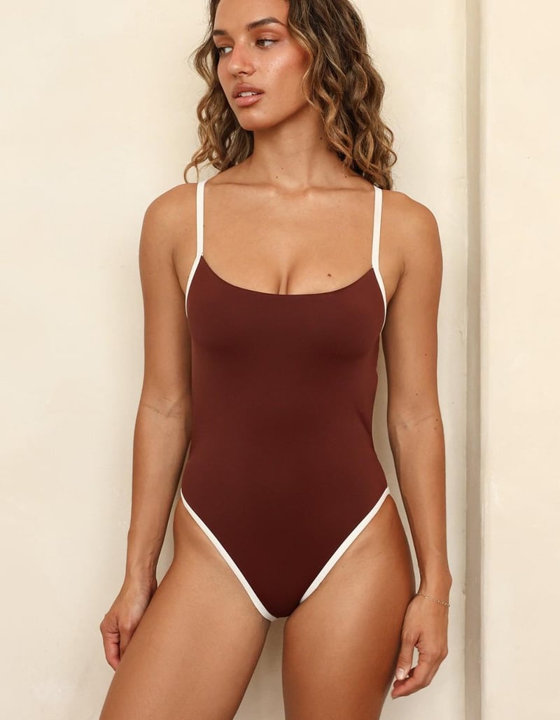 DIPPIN' DAISY'S Soul Scoop Neck High Waist One Piece Swimsuit image number 3