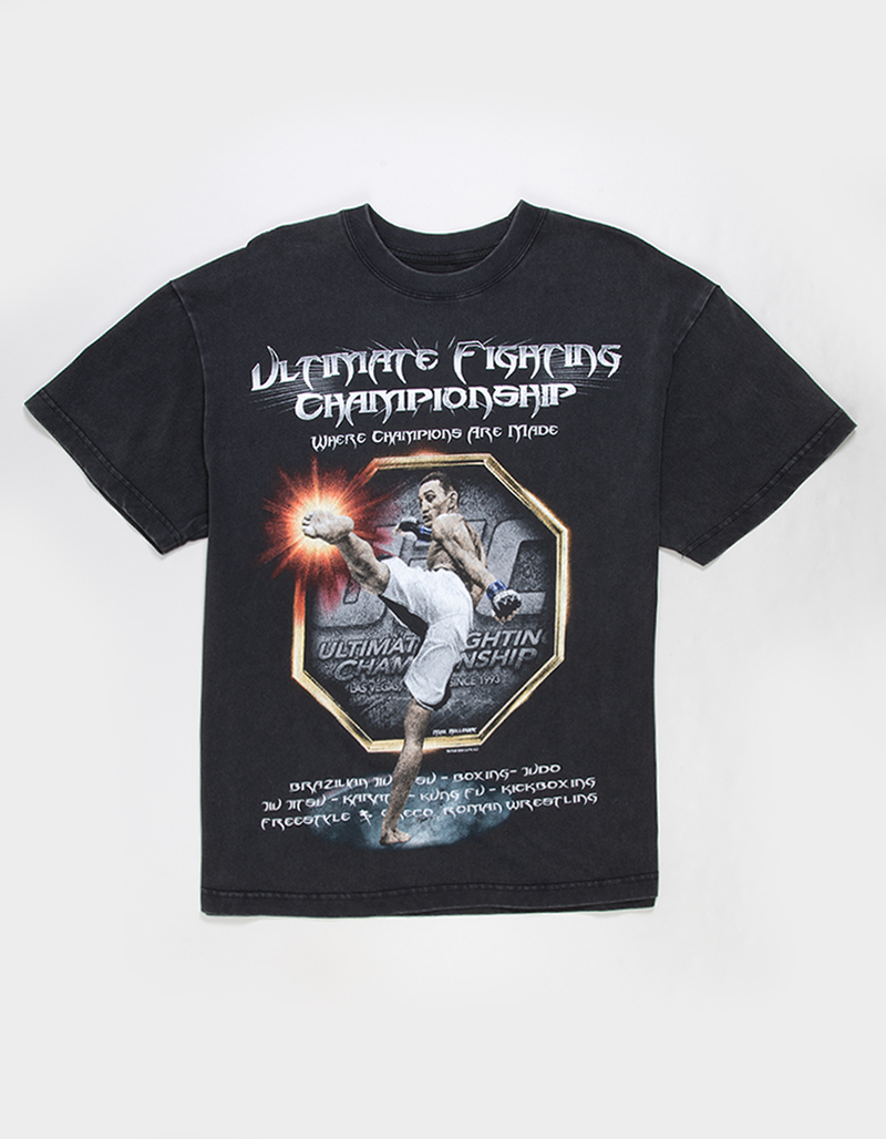 UFC Holloway Kick Mens Boxy Tee image number 0