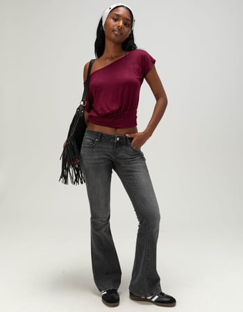 FULL TILT Womens Off The Shoulder Banded Bottom Top Alternative Image