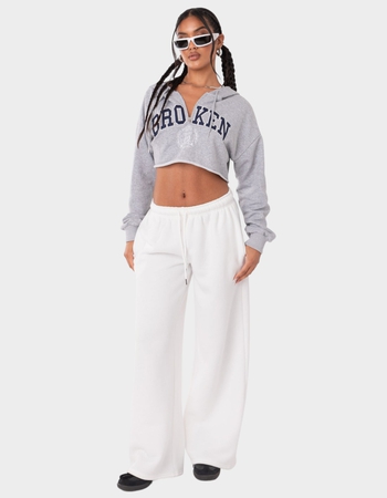 EDIKTED Kamari Low Rise Wide Sweatpants Alternative Image