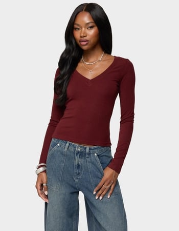 EDIKTED Larna V-Neck Ribbed Tee Primary Image