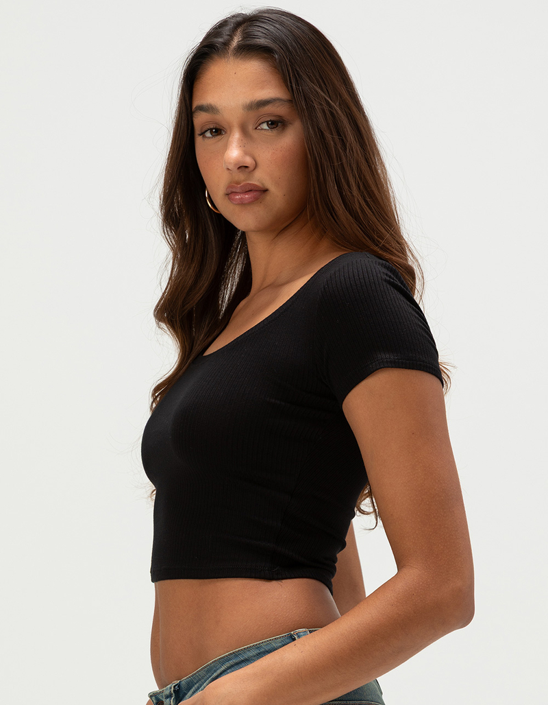 HEART & HIPS Womens Scoop Neck Top image number 2