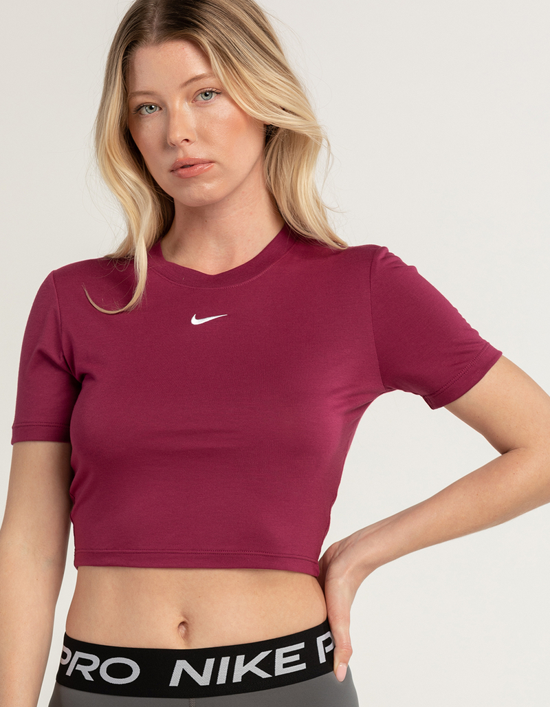 NIKE Sportswear Essential Slim Crop Womens Tee image number 0