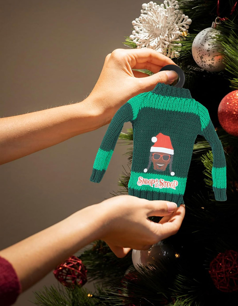 SNOOP DOGG Snoop On The Stoop Sweater Ornament image number 3